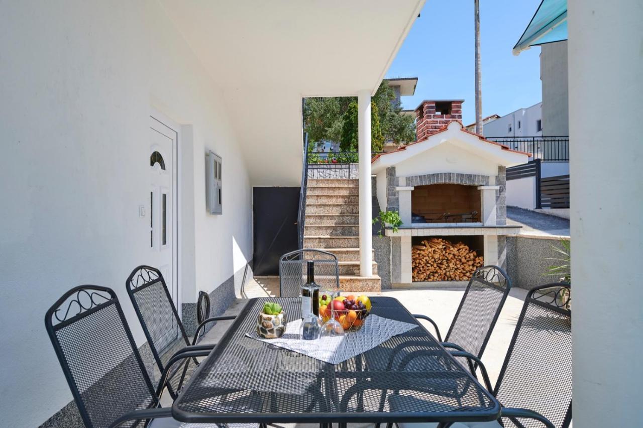 Apartments Marija Trogir Exteriör bild